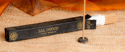 Tibetan Line - Sal Dhoop Inhalt ca. 27 Stäbchen + 1 Halter | Räucherstäbchen Set | Vision & Reinigung